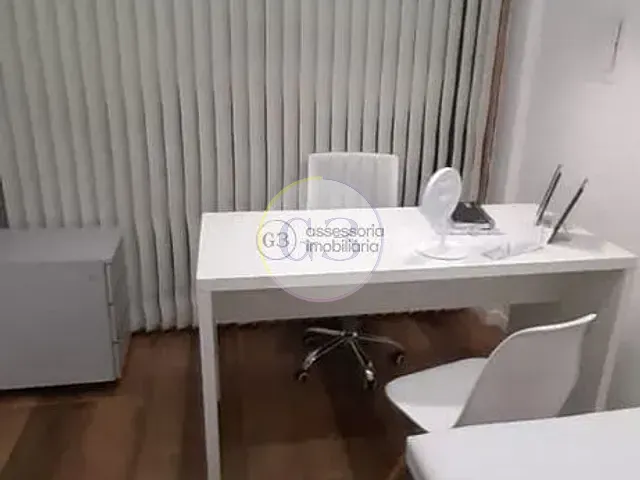 Sala à venda, no bairro Laranjal em Pelotas