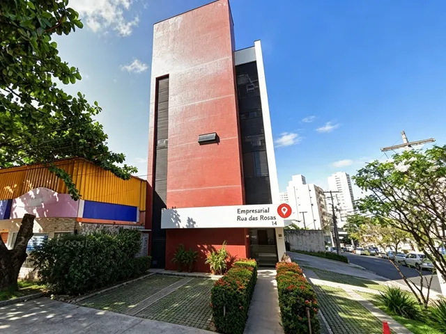 Sala à venda ou para alugar, no bairro Pituba em Salvador
