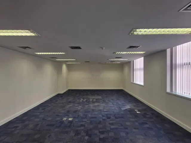 Sala com 268m², para alugar, no bairro Centro em Rio de Janeiro