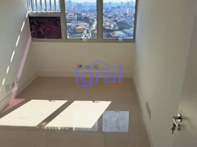 Sala à venda, no bairro Jardim Oriental em São Paulo
