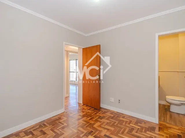 Sala com 107m², à venda, no bairro Centro em Pelotas