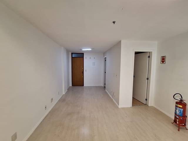Foto do Sala - Sala para locação, Centro, Niterói, RJ | JB Imóveis Ltda