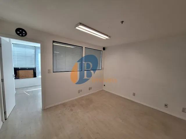 Sala com 44m², para alugar, no bairro Centro em Niterói