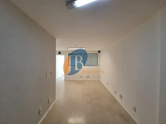 Sala com 44m², para alugar, no bairro Centro em Niterói