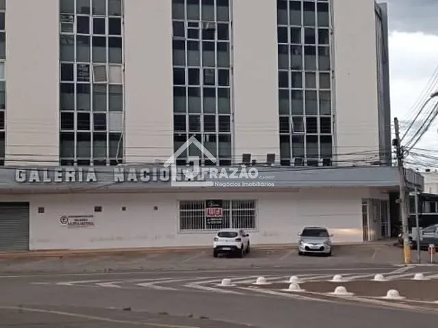 Sala com 360m², à venda ou para alugar, no bairro Setor Bueno em Goiânia