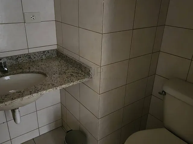 Sala à venda, no bairro Batel em Curitiba