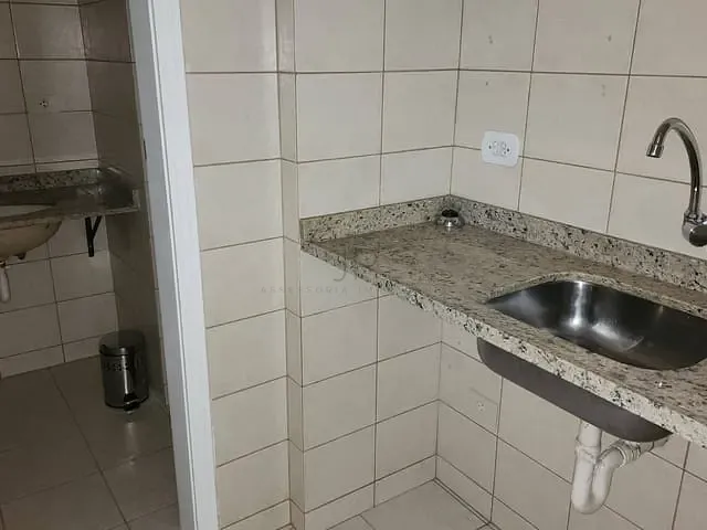 Sala à venda, no bairro Batel em Curitiba