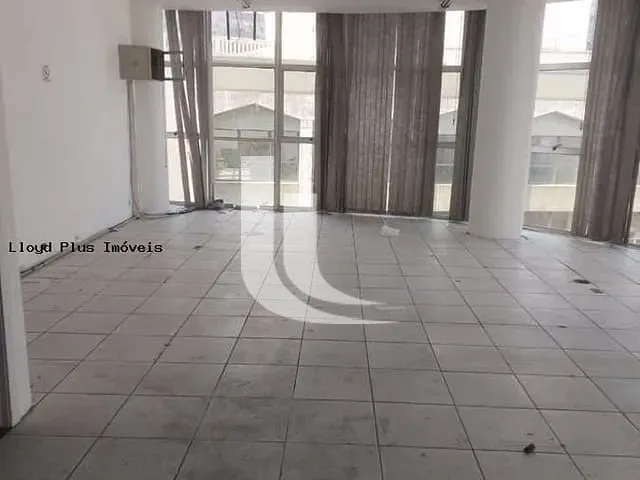 Sala à venda, no bairro Sé em São Paulo