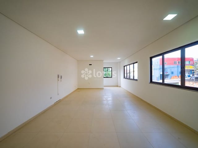 Sala com 40m², para alugar, no bairro Portais (Polvilho) em Cajamar