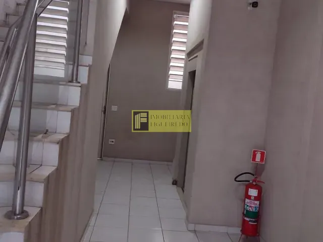 Sala com 70m², para alugar, no bairro Centro em São José do Rio Preto