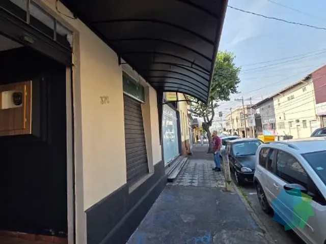 Sala com 180m², para alugar, no bairro Centro em Salto