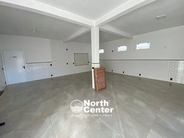 Sala para alugar, no bairro Centro em Balneário Barra do Sul