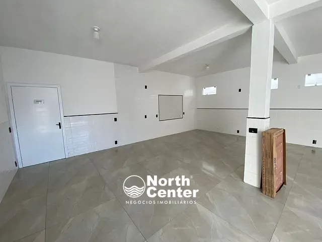 Sala para alugar, no bairro Centro em Balneário Barra do Sul