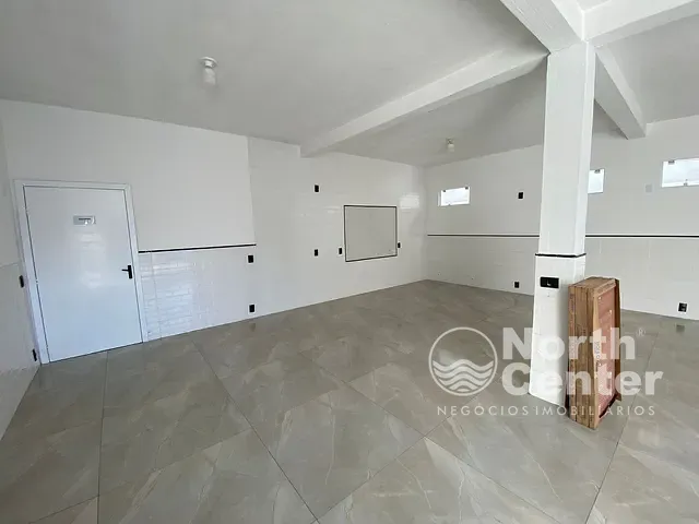 Sala para alugar, no bairro Centro em Balneário Barra do Sul