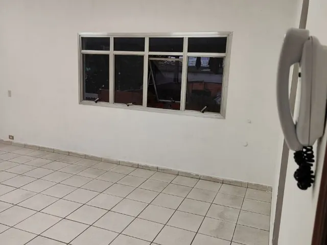Sala com 200m², para alugar, no bairro Jardim das Flores em São Paulo