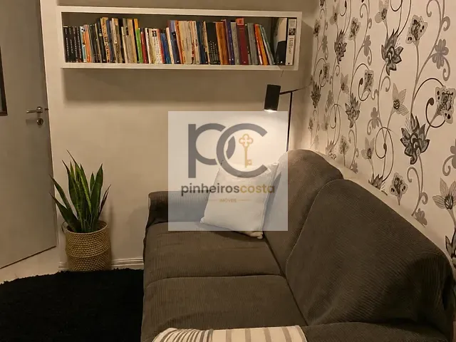Sala à venda, no bairro Pinheiros em São Paulo
