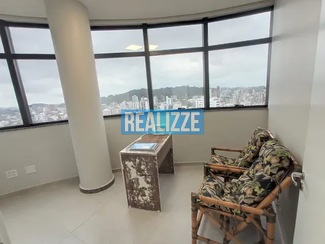 Sala para alugar, no bairro Centro em Marau
