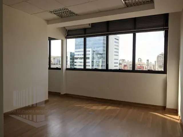 Sala à venda, no bairro Bela Vista em São Paulo