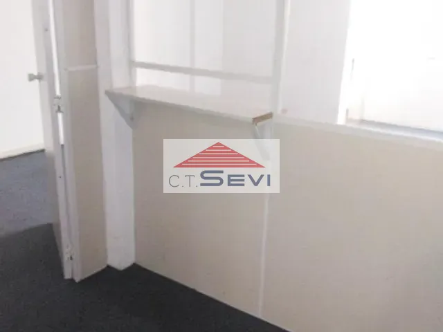 Sala para alugar, no bairro República em São Paulo