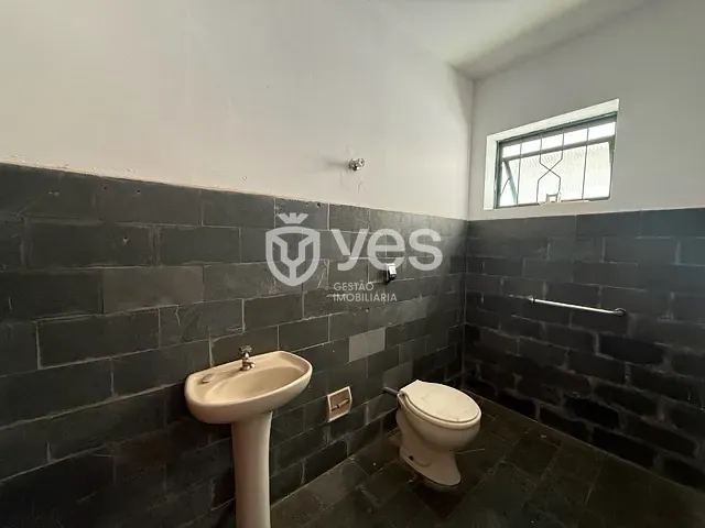 Sala para alugar, no bairro Centro em Araxá