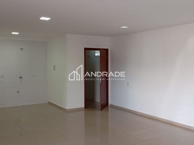 Sala com 50m², para alugar, no bairro Jardim Apucarana em Apucarana