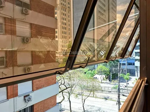 Sala com 59m², à venda, no bairro Auxiliadora em Porto Alegre