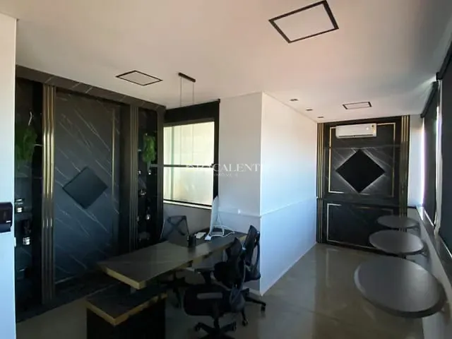 Sala com 200m², para alugar, no bairro Vila Embaré em Valinhos