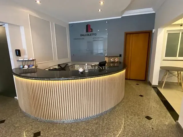 Sala com 200m², para alugar, no bairro Vila Embaré em Valinhos