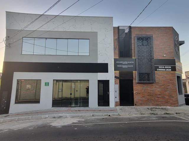 Sala com 300m², à venda, no bairro Centro em Ponta Grossa