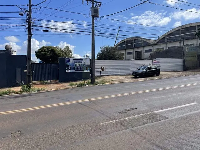 Sala com 187m², à venda, no bairro Barra Funda em Apucarana