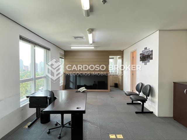 Sala com 50m², à venda, no bairro Alphaville Centro Industrial e Empresarial/Alphaville. em Barueri