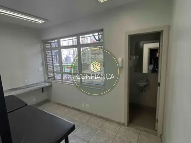 Sala com 109m², à venda, no bairro Santa Efigênia em Belo Horizonte