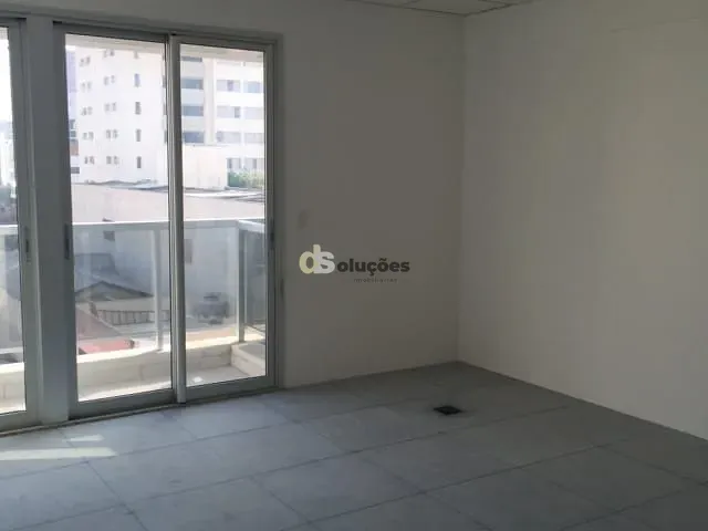 Sala com 34m², à venda, no bairro Pinheiros em São Paulo