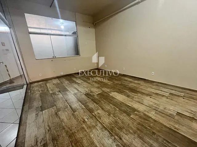 Sala para alugar, no bairro Centro em Arroio do Meio