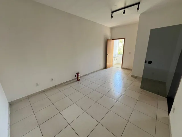 Sala com 70m², para alugar, no bairro Vila Santo Antônio - Segundo Acréscimo em Aparecida de Goiânia