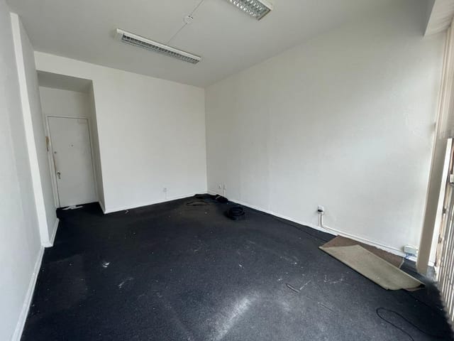 Sala para alugar, no bairro Centro em Niterói