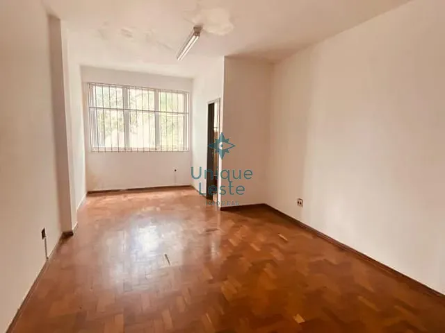 Sala à venda, no bairro Serra em Belo Horizonte