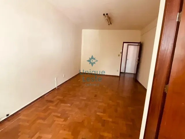 Sala à venda, no bairro Serra em Belo Horizonte