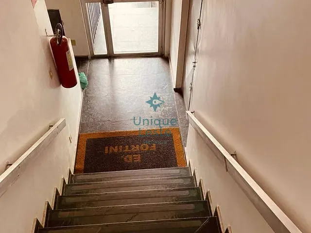 Sala à venda, no bairro Serra em Belo Horizonte