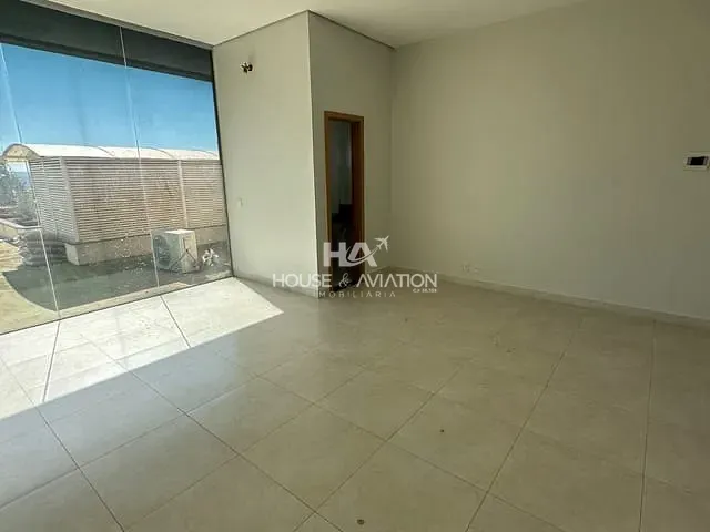 Sala para alugar, no bairro Park Lozandes em Goiânia