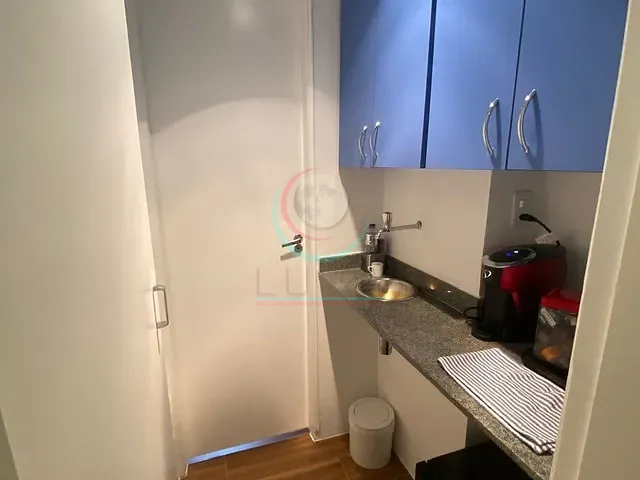 Sala à venda, no bairro Itaim Bibi em São Paulo