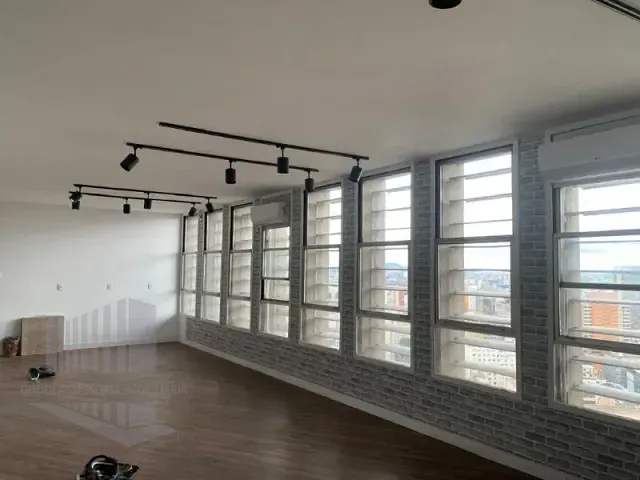 Sala à venda, no bairro República em São Paulo