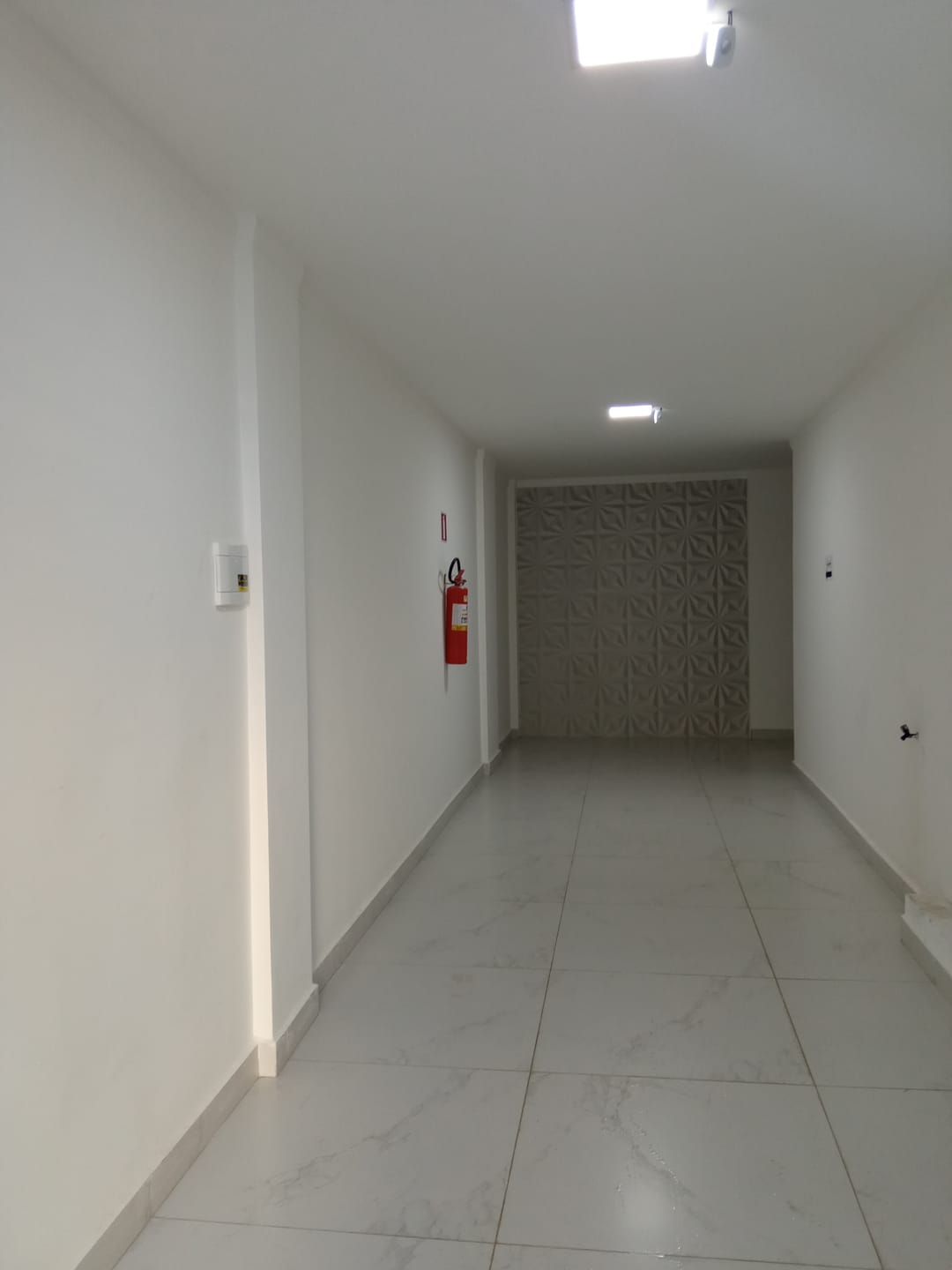 Sala para Locação 63.5M², Centro, RIO POMBA - MG - foto 3