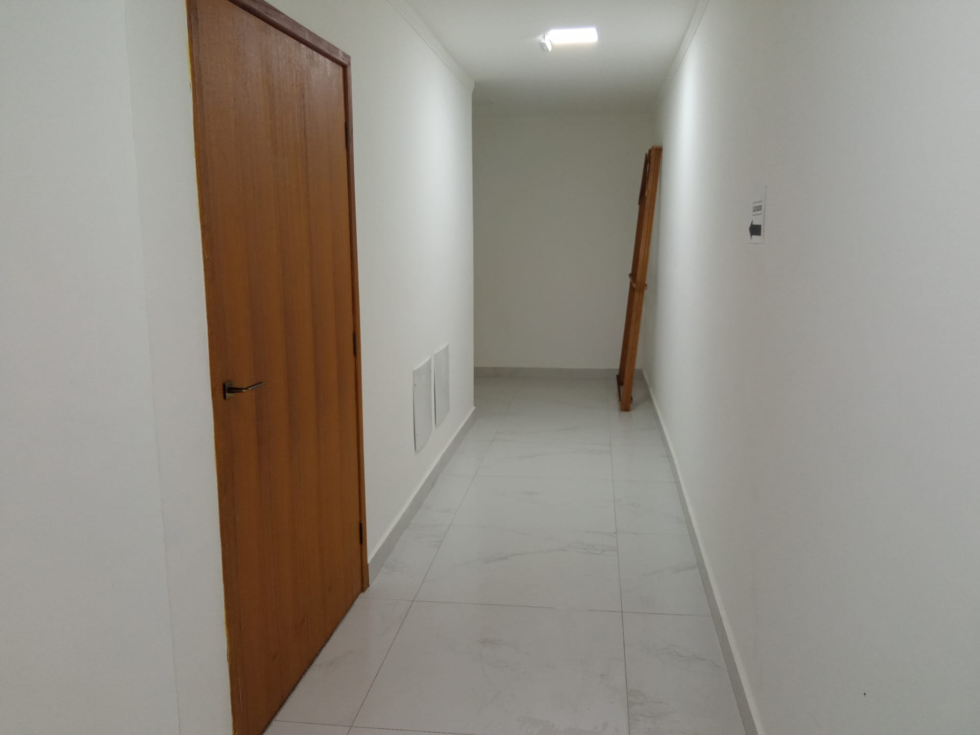 Sala para Locação 63.5M², Centro, RIO POMBA - MG - foto 5