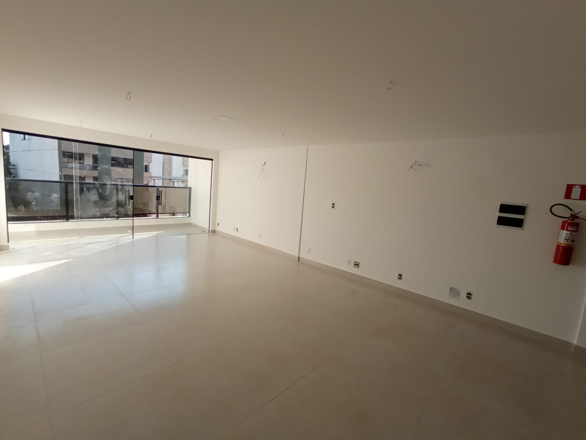 Sala para Locação 63.5M², Centro, RIO POMBA - MG - foto 8