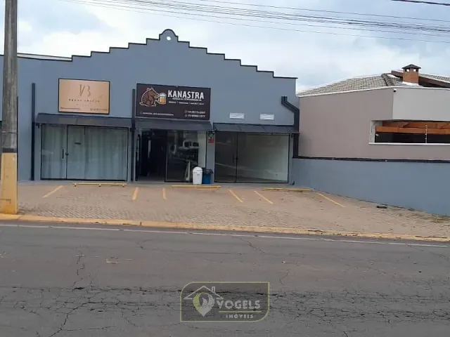 Conjunto comercial com 233m², à venda, no bairro Moinho Residencial em Holambra