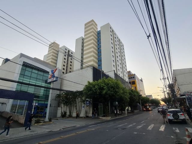 Sala para alugar, no bairro Centro em Juiz de Fora