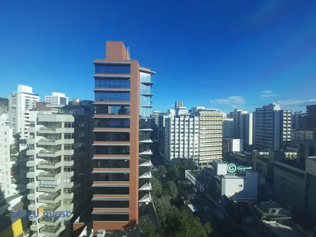 Sala à venda, no bairro Centro em Florianópolis