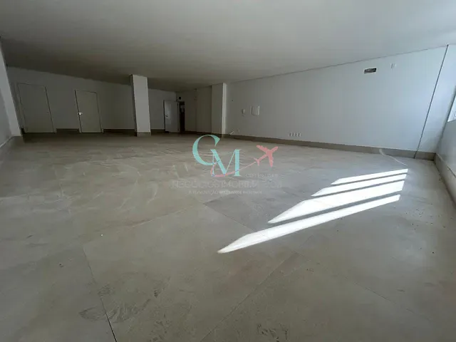 Sala à venda ou para alugar, no bairro centro em Xanxerê