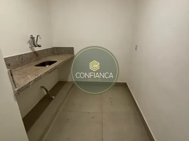 Sala com 162m², para alugar, no bairro Comiteco em Belo Horizonte